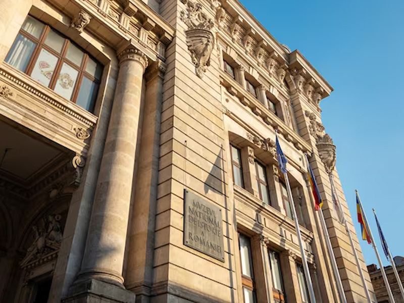 Government & Municipal